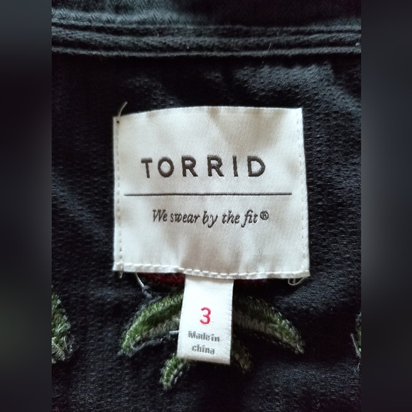 Torrid, Black Twill Jacket, "Property Of No One" Size 3X - Picture 5 of 8